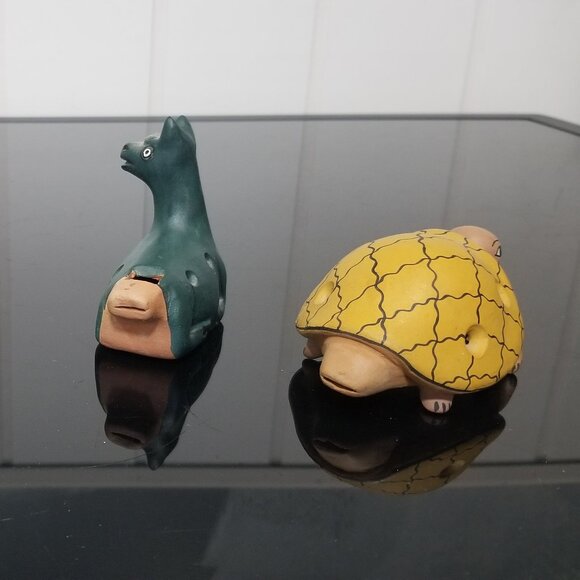 Set of 4 Ocarina 4 hole Whistle pipes, hand painted - Picture 9 of 9